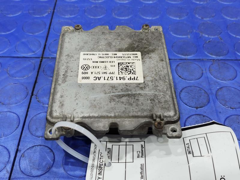 2018 Volkswagen Passat Headlamp Assembly