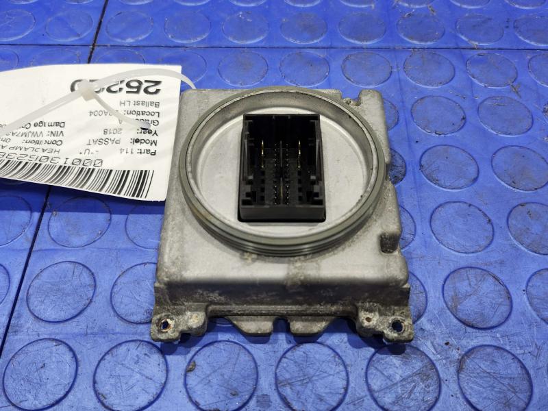 2018 Volkswagen Passat Headlamp Assembly