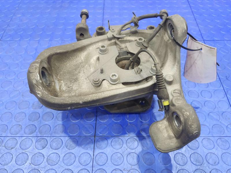 2011 Maserati Quattroporte Spindle Knuckle Front