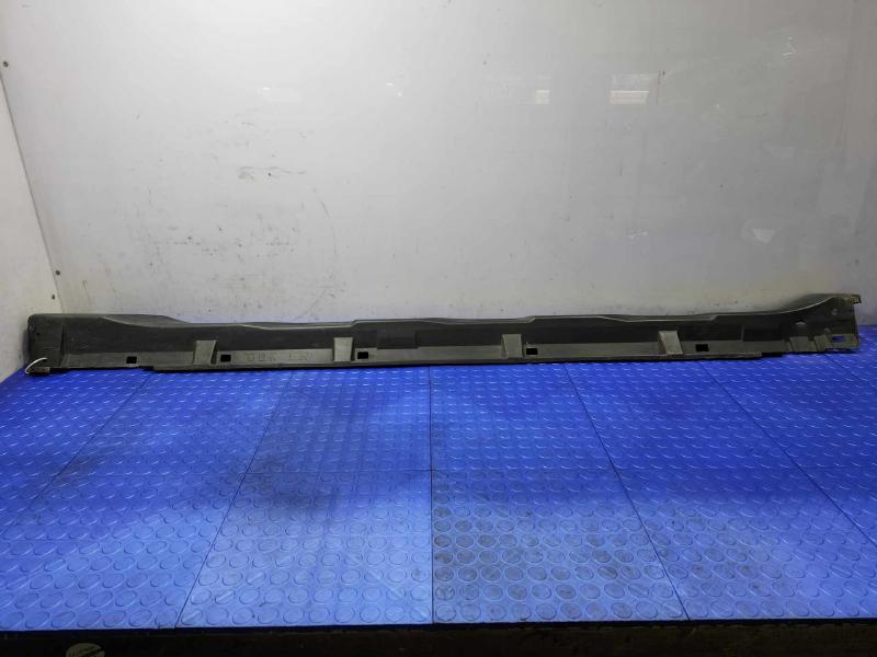 2015 Subaru Legacy Rocker Moulding