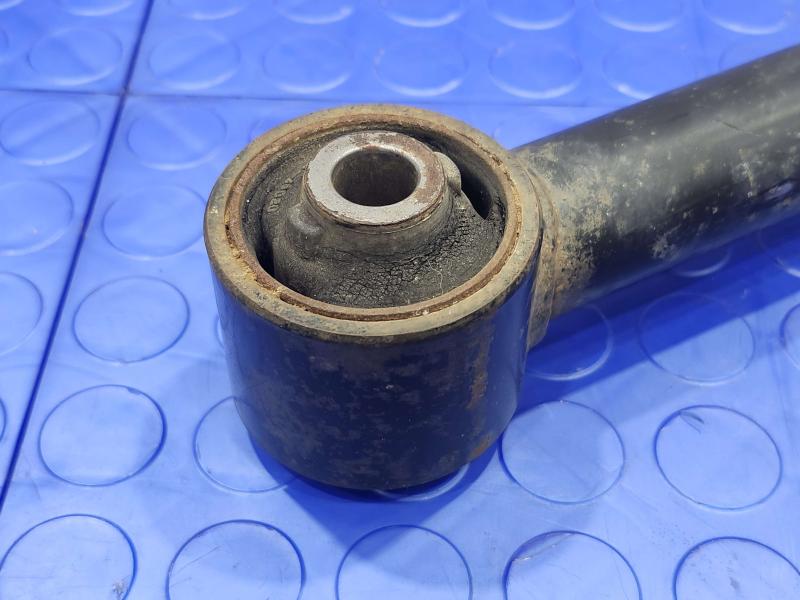 2006 Toyota 4Runner Lower Control Arm Rr