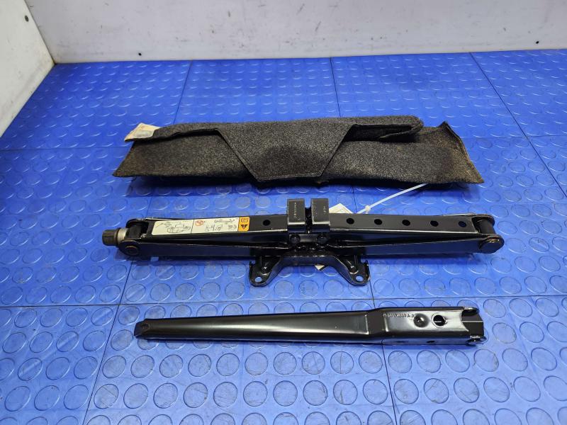 2011 Ford Edge Jack Assembly