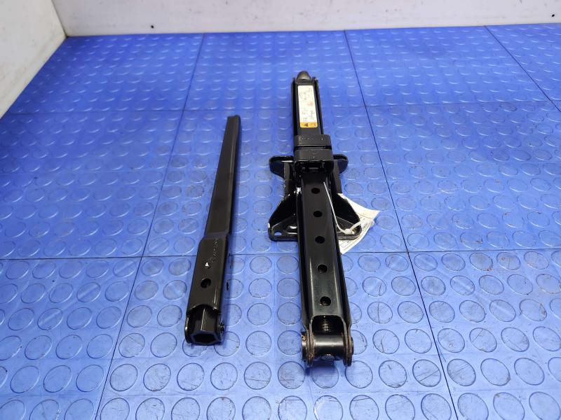 2011 Ford Edge Jack Assembly