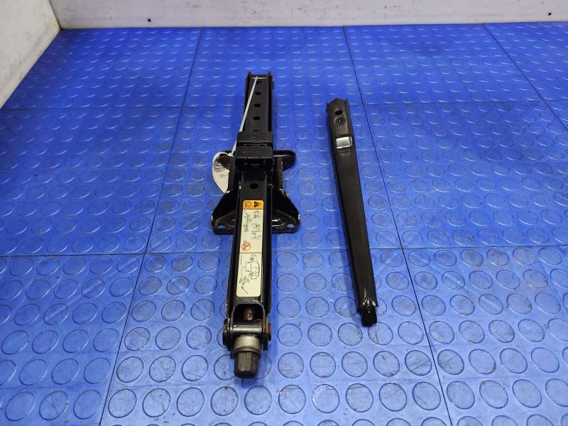 2011 Ford Edge Jack Assembly