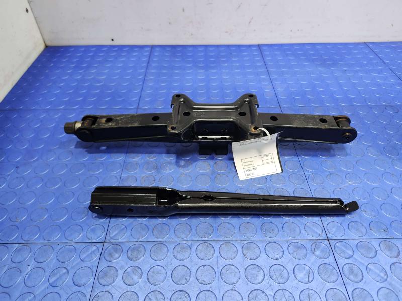 2011 Ford Edge Jack Assembly