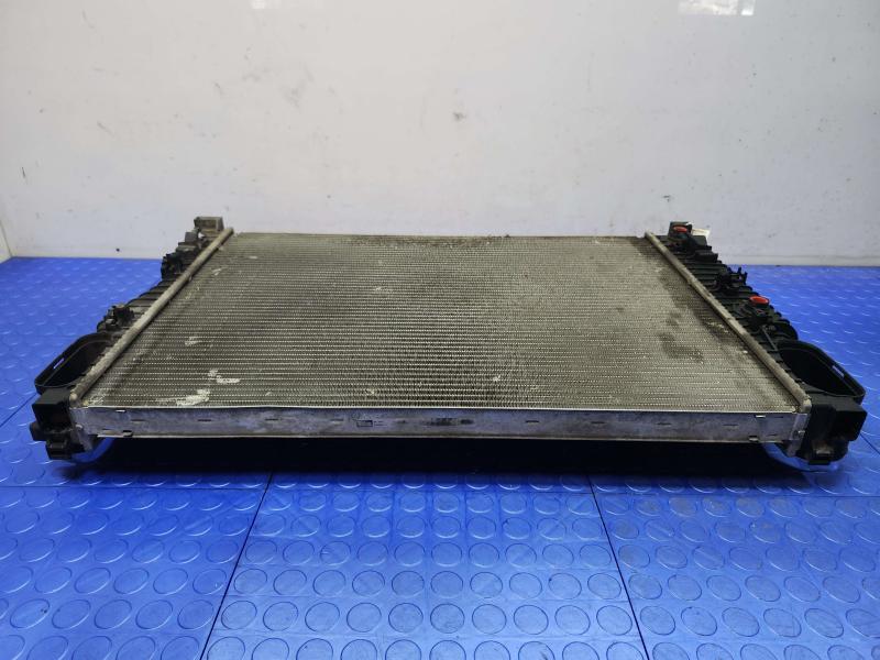 2006 Mercedes CLS-Class Radiator