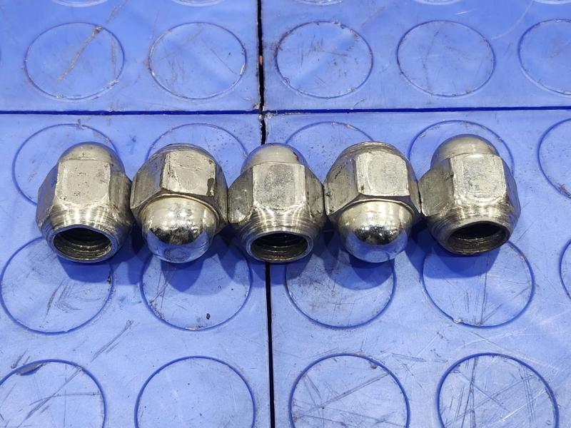 2012 Subaru Legacy Lug Nuts