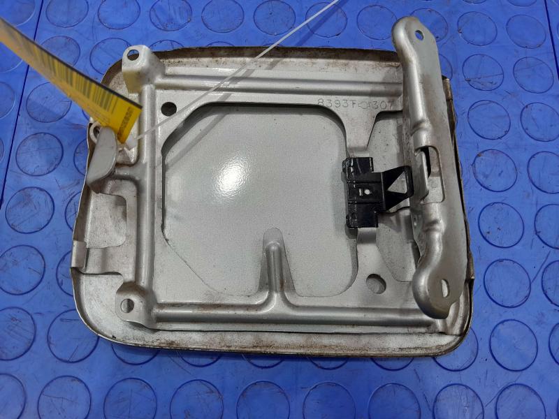 2018 Nissan Altima Fuel Tank Door