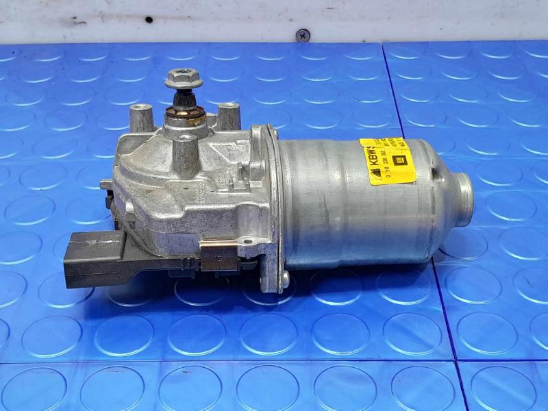 2023 Chevrolet Trailblazer Wiper Motor Front