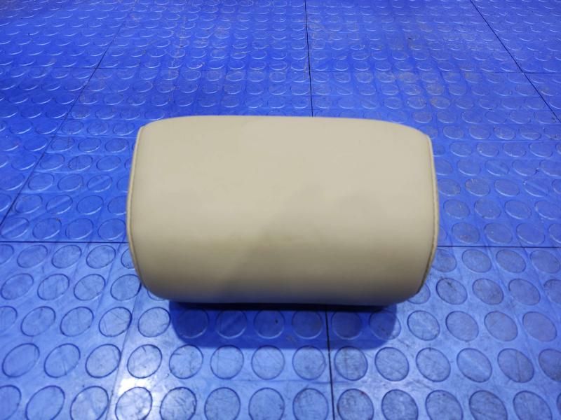 2014 Jeep Grand Cherokee Headrest