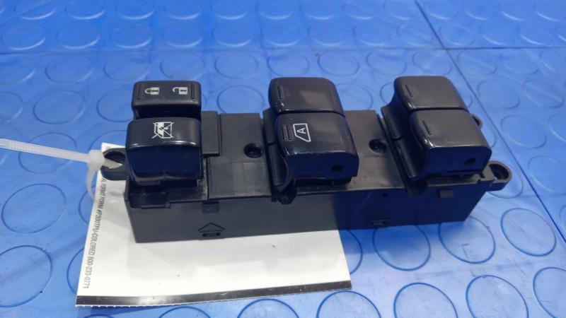 2011 Subaru Forester Door Switch Front