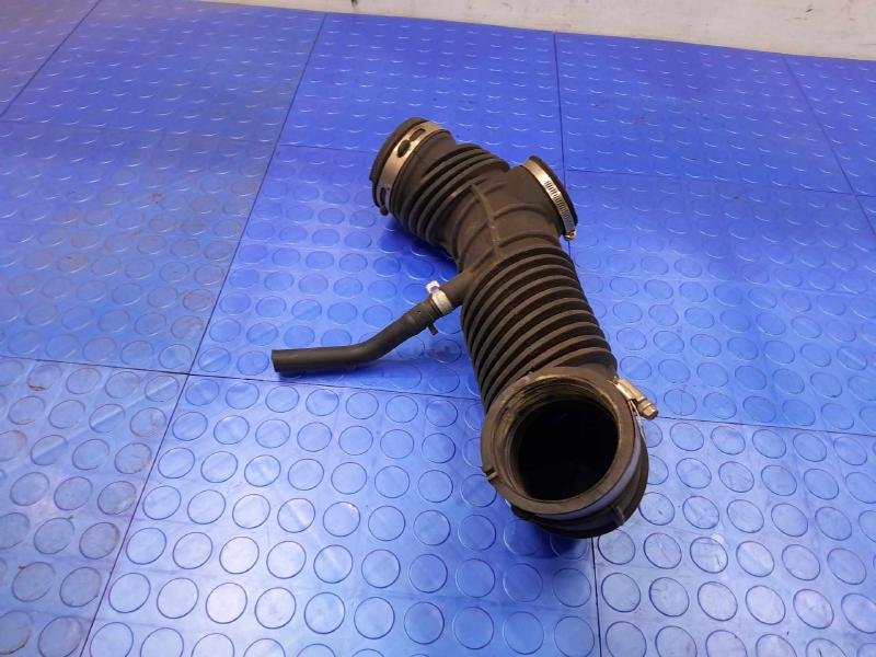 2006-2010 Pontiac Solstice 2.4L Engine Air Intake Hose Genuine OEM 15287104