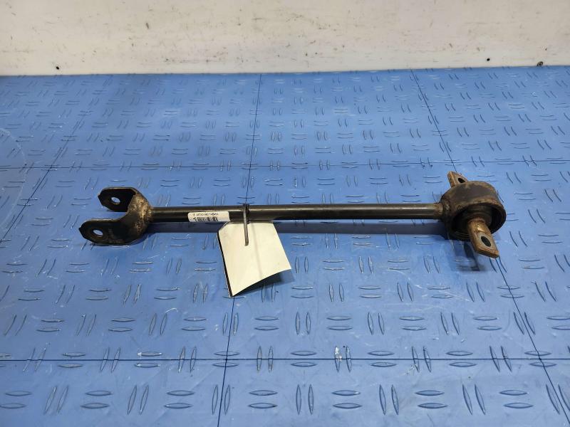 2013 Toyota Camry Lower Control Arm Rr