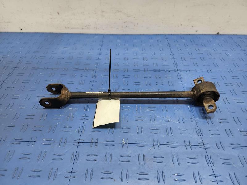 2013 Toyota Camry Lower Control Arm Rr