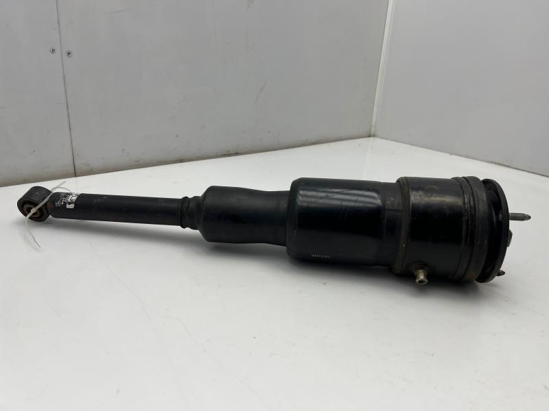 2007 Lexus LS 460 Strut Assembly