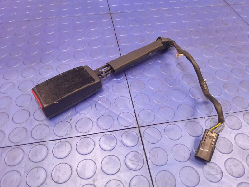 2013-2016 Ford Fusion Front Seat Belt Buckle Right Passenger Side Black OEM DG9Z5461202AB