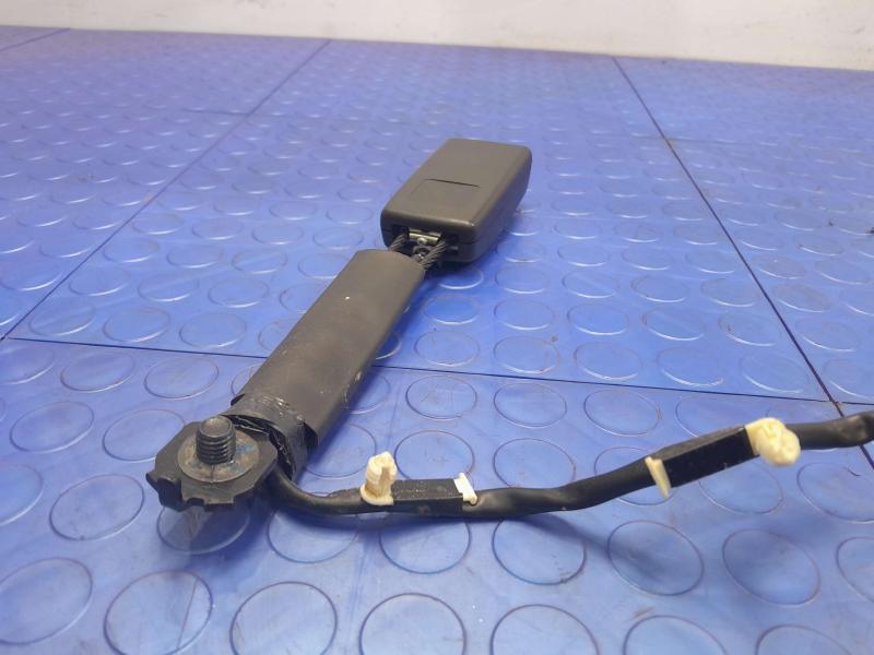 2013-2016 Ford Fusion Front Seat Belt Buckle Right Passenger Side Black OEM DG9Z5461202AB