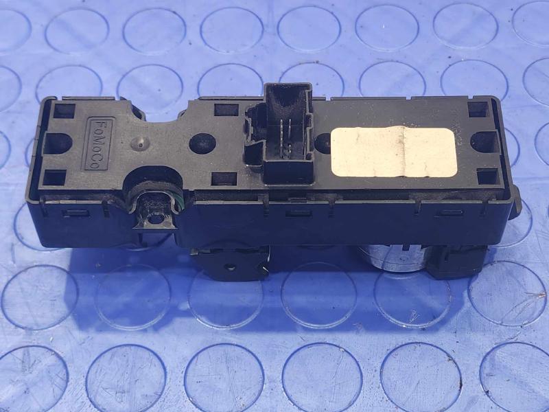 2016 Ford Mustang Door Switch Front