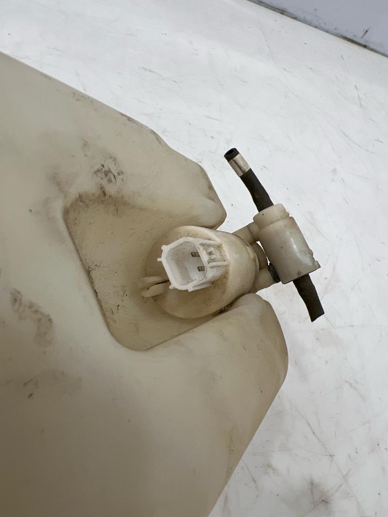 2011 - 2015 Ford Explorer Windshield Washer Fluid Reservoir Assembly OEM BB5Z17618A