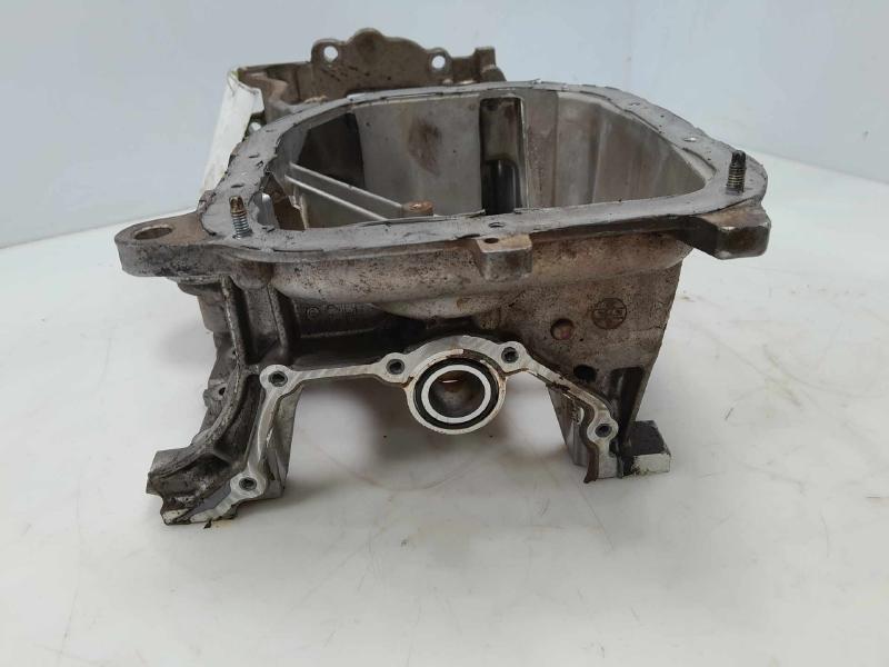 2016 Toyota Prius Oil Pan