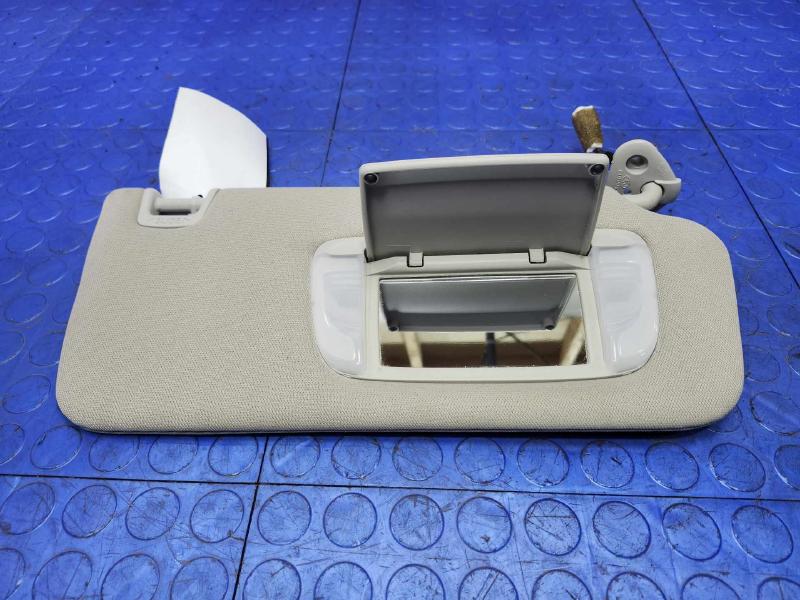 2018 Subaru Legacy Sun Visor
