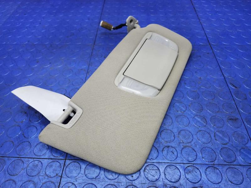2018 Subaru Legacy Sun Visor