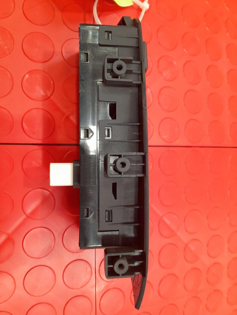2010-2013 Kia Forte Sedan Master Window Switch Assembly Genuine OEM 935701M100
