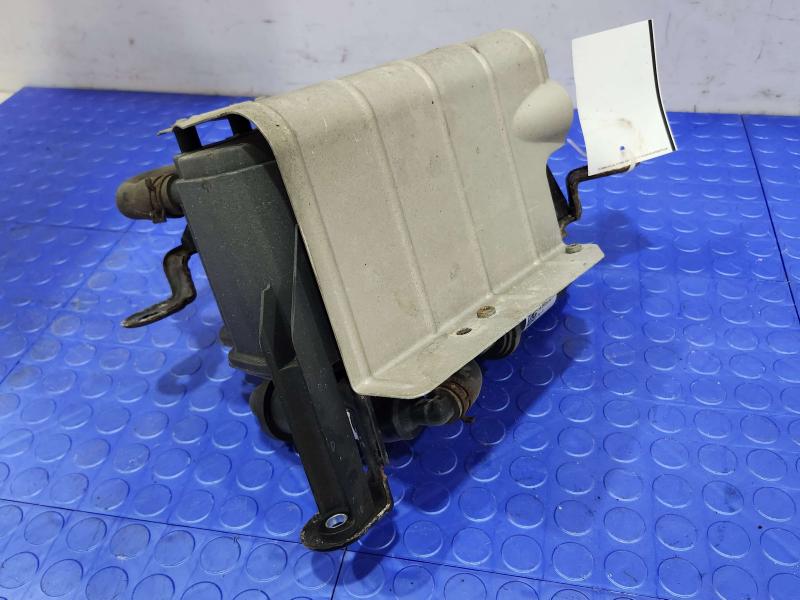 2017-2019 Audi Q7 OEM Fuel Vapor Charcoal Canister Assembly Genuine 4M0201782B