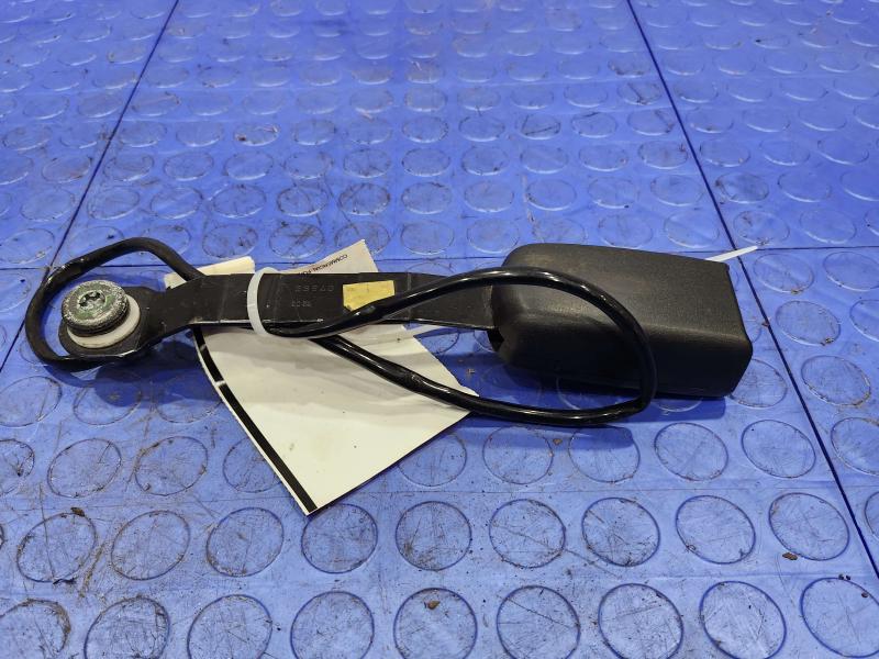 2008 Subaru Legacy Front Seat Belt