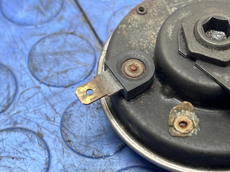 2000-2005 Mitsubishi Eclipse High Note Horn Assembly Genuine OEM MR275202
