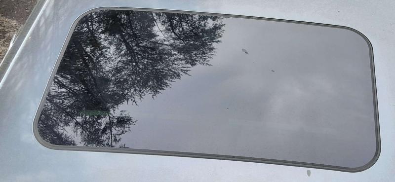 2012 - 2018 Volkswagen Jetta Sedan Sunroof Glass Assembly with Frame & Motor OEM 5C6877071A