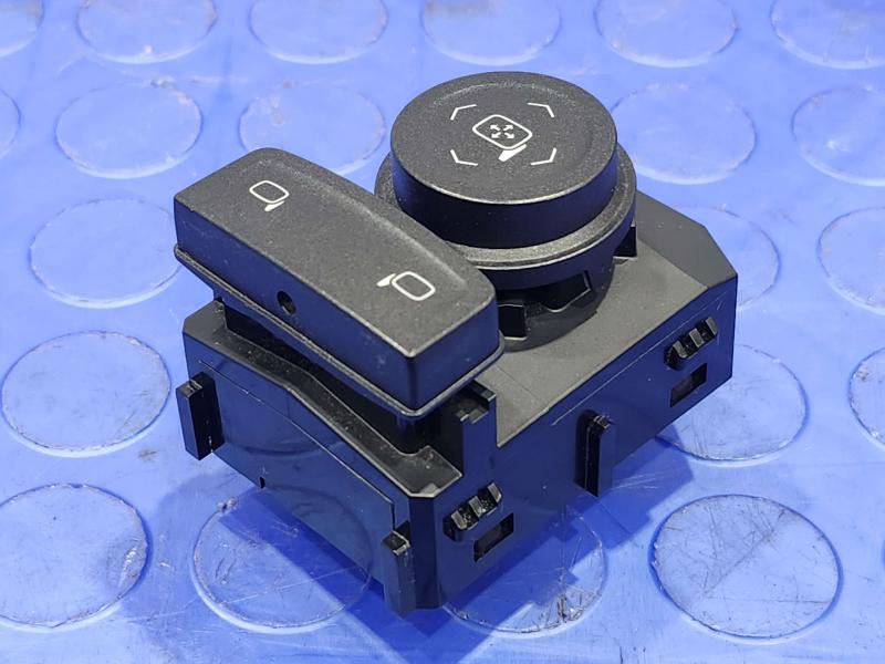 2015 GMC Yukon XL Door Switch Front