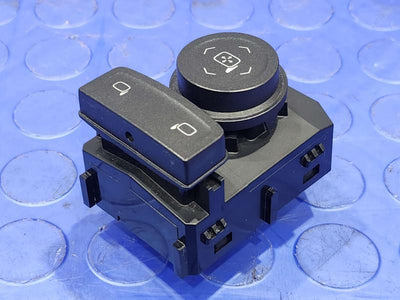 2015 GMC Yukon XL Door Switch Front