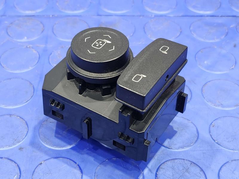 2015 GMC Yukon XL Door Switch Front