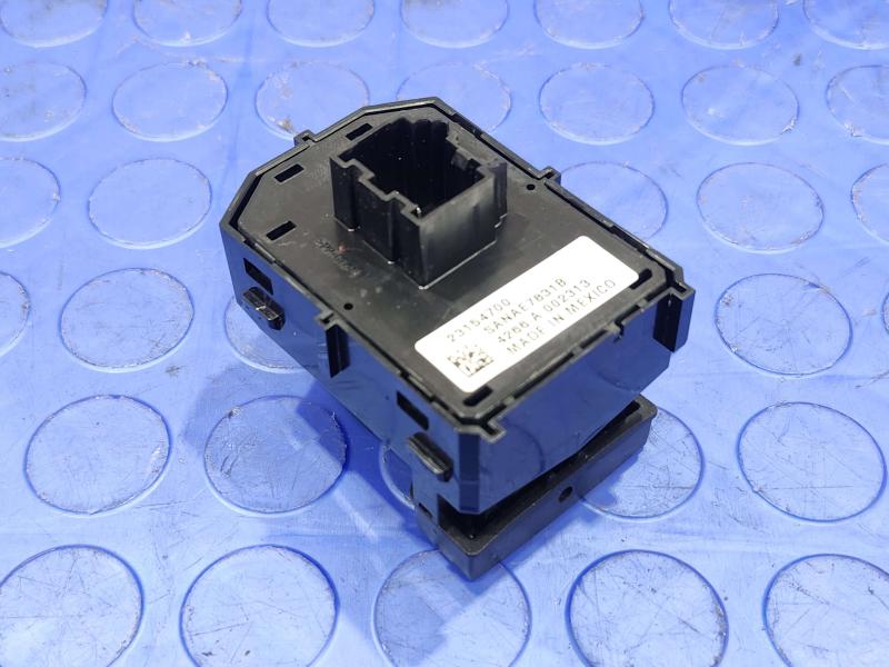 2015 GMC Yukon XL Door Switch Front