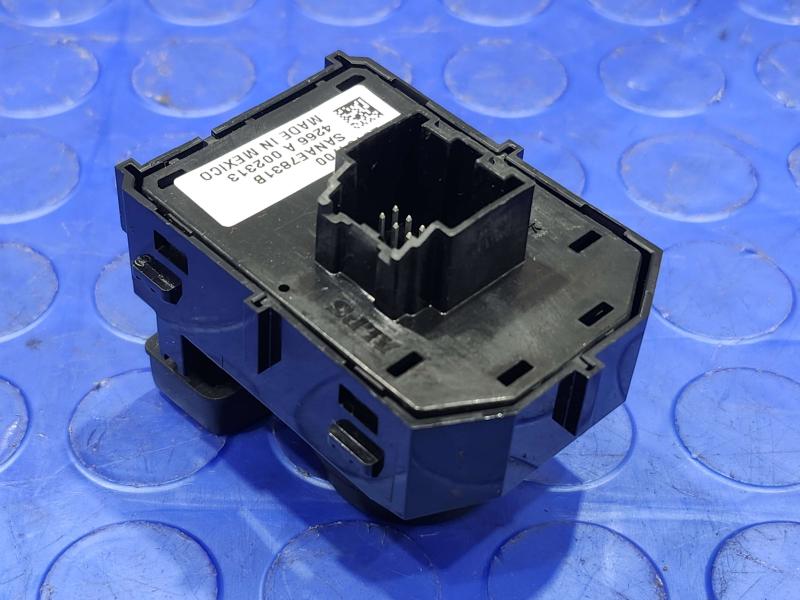 2015 GMC Yukon XL Door Switch Front