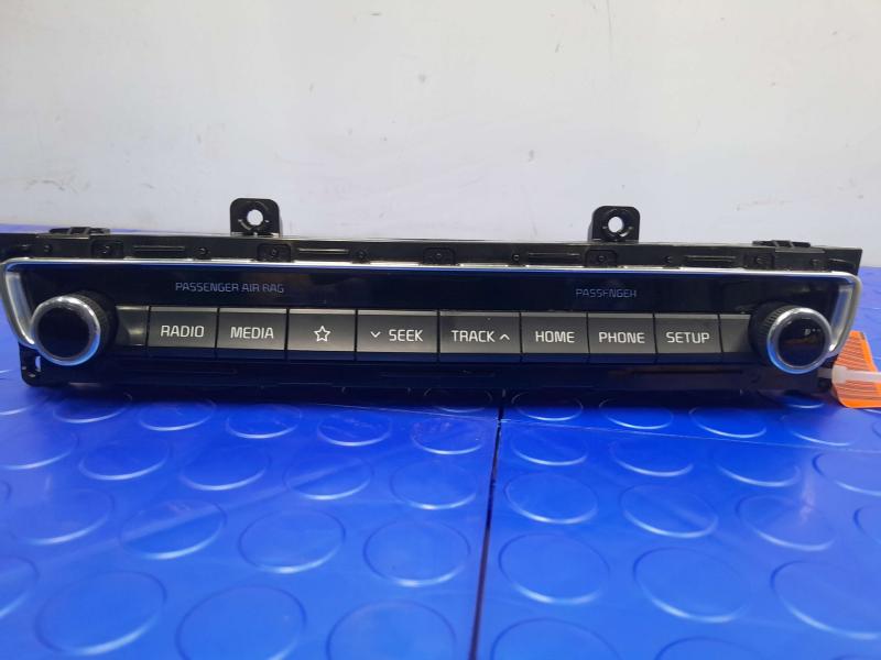 2019-2020 Kia Optima Radio Head Unit Control Panel Genuine OEM 96540D5GA0