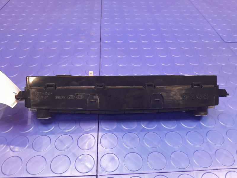 2019-2020 Kia Optima Radio Head Unit Control Panel Genuine OEM 96540D5GA0