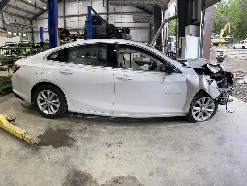 2019 Chevrolet Malibu Center Pillar