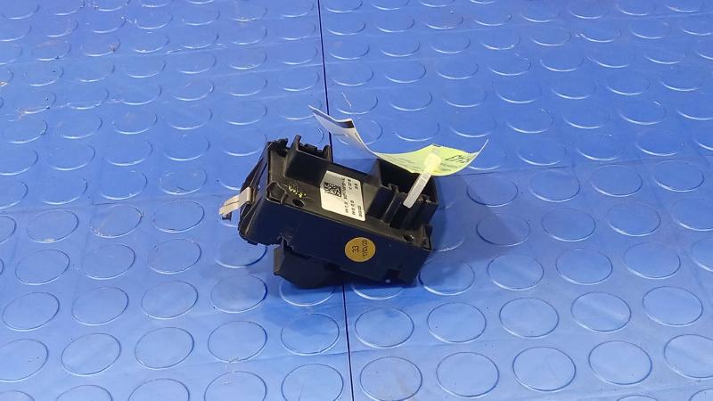 2020 Ford Transit 250 Door Switch Front