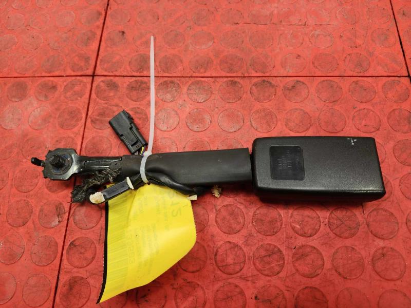 2013-2016 Ford Fusion Front Seat Belt Buckle Right Passenger Side Black OEM DG9Z5461202AB
