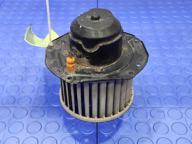 1984-1985 Chevrolet Corvette AC Heater Blower Motor Assembly OEM 88959521