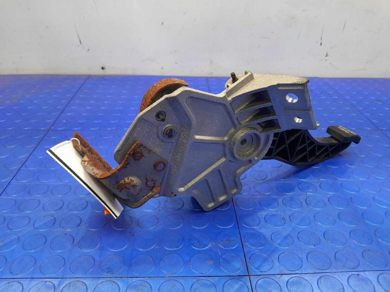 2011-2016 Kia Optima Parking Brake Control Pedal Assembly OEM 59700-2T000