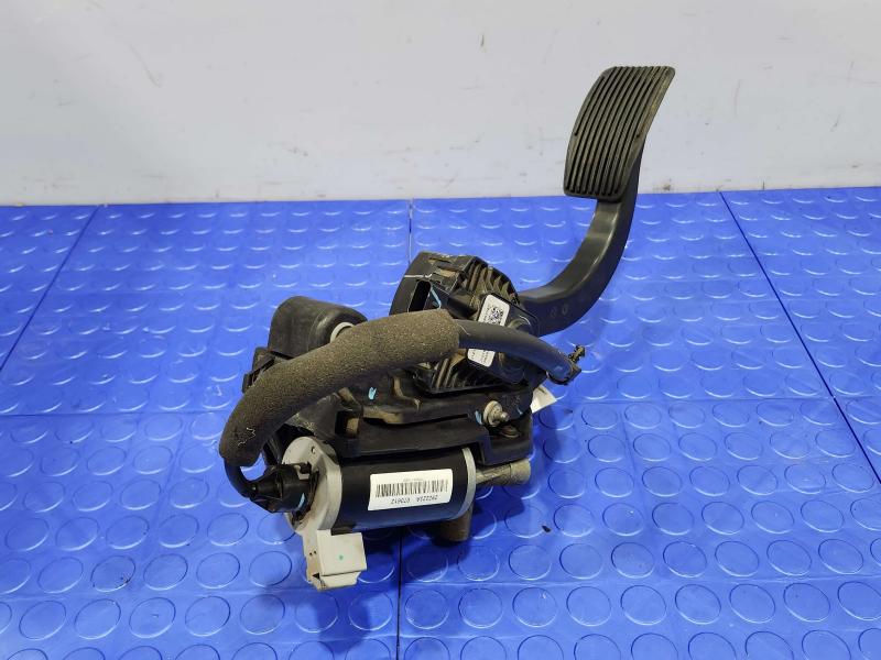 2013 Ford F-150 Pedal Assembly