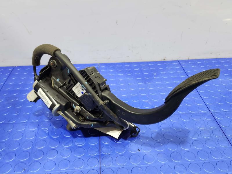2013 Ford F-150 Pedal Assembly