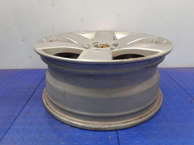 2008 Saturn Vue Wheel