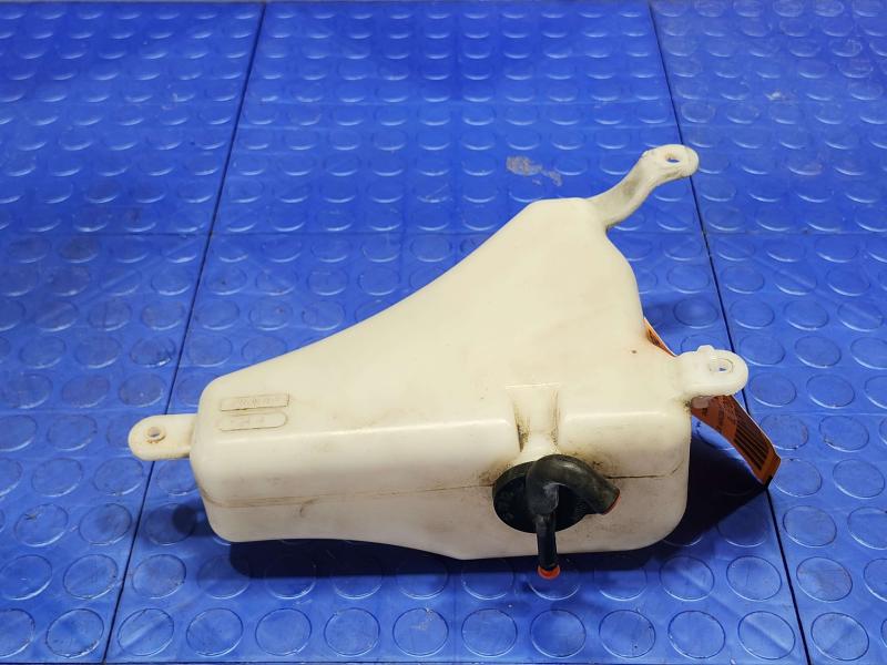 2003 Toyota 4Runner Coolant Recovery Bottle