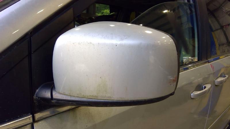 2009 Volkswagen Routan Door Mirror