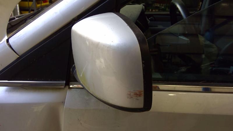 2009 Volkswagen Routan Door Mirror