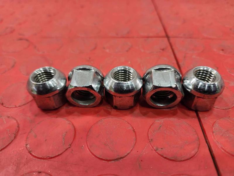 2012 Honda Civic Lug Nuts